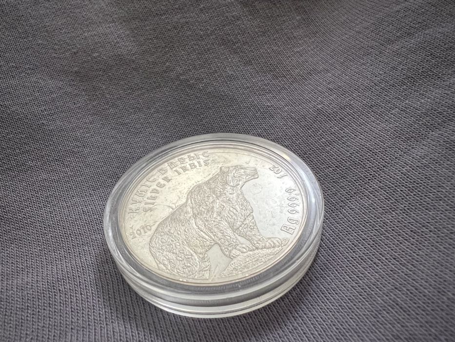Серебряная колекционная монета 1 тенге
