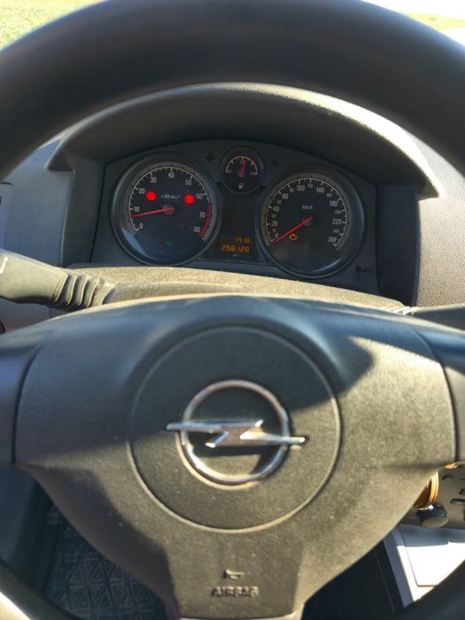 Opel Astra h 1.4