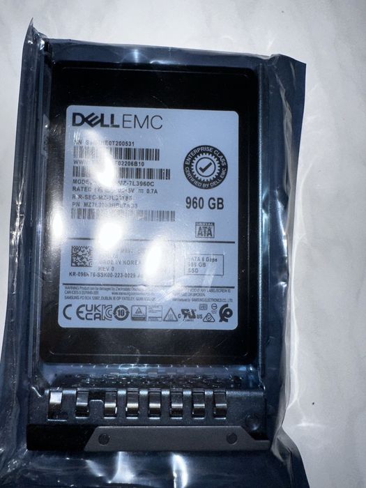 Жёсткий диск PM897