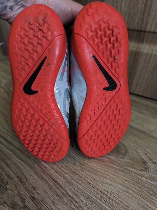 Детски футболни обувки стоножки  Nike Phantom VSN 2 Academy 32номер