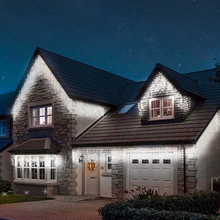 Външни коледни лампички 12м LED завеса флаш ефект студ. бяла светлина