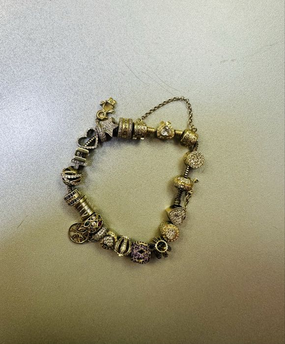 Bratara Pandora din aur