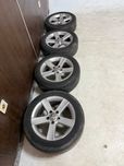 Оригинални VW джанти с летни гуми Goodyear 205/55/16