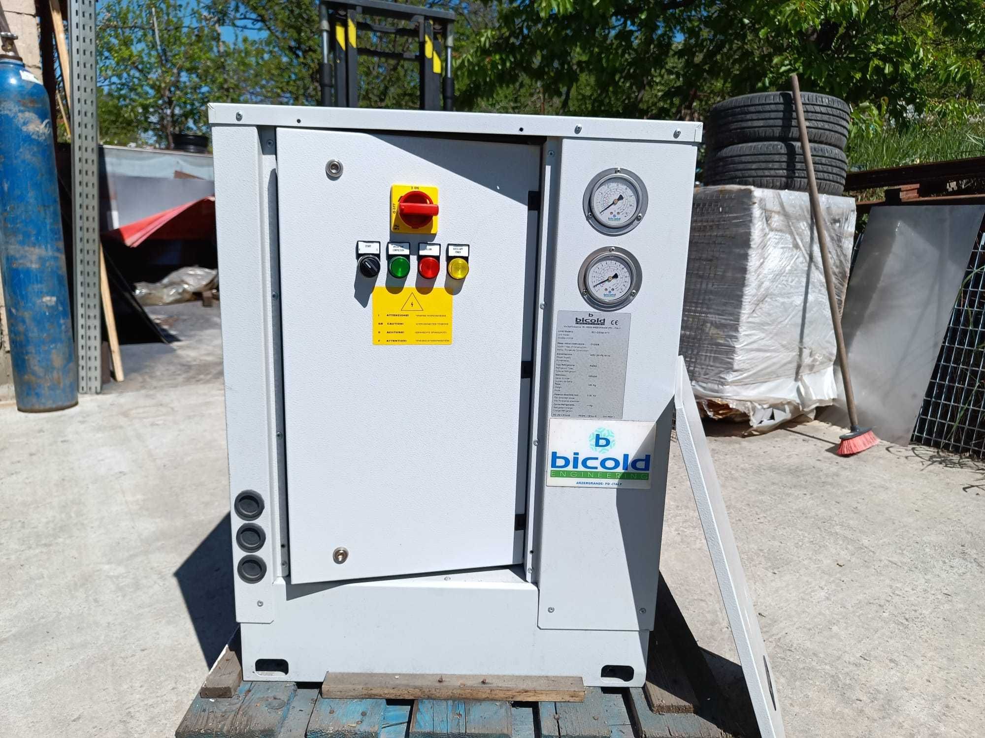 Vand chiller BICOLD ENGINEERING model EC1-CS030-MTX model 2008