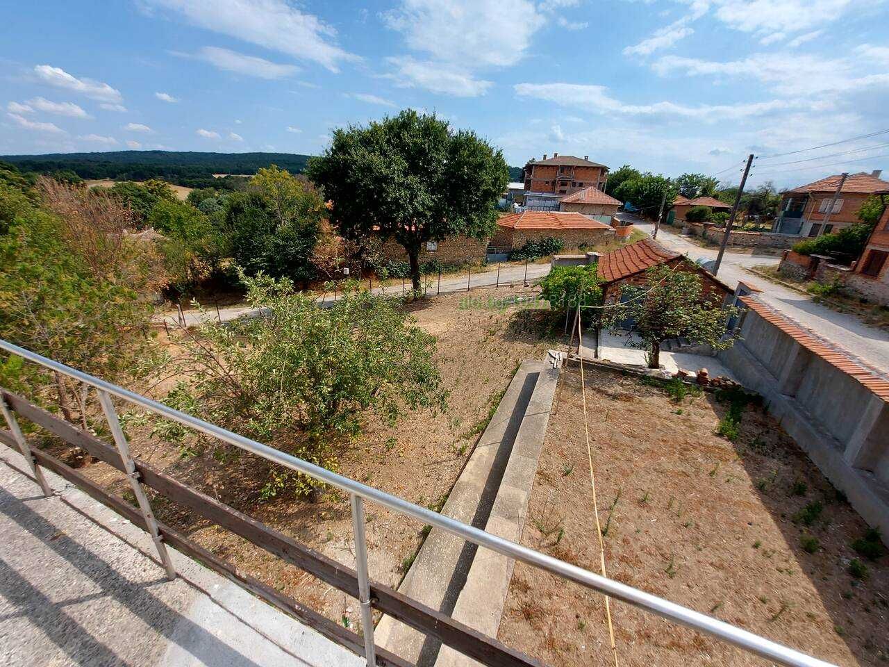 Вила За Продажба В С. Клокотница, Обл. Хасково
