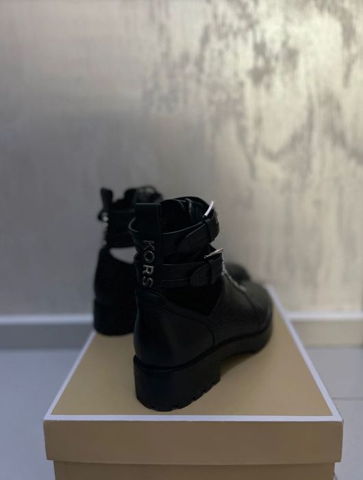 Michael Kors кожени боти от естествена кожа