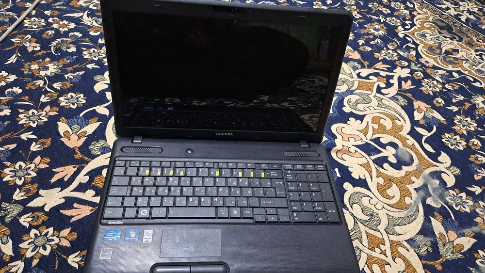 Продам ноутбук Toshibo c660-1wt