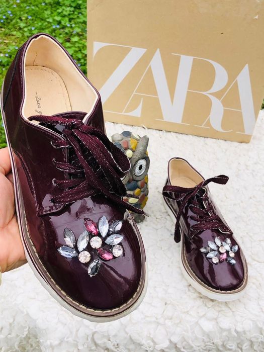 Pantofi fata ZARA-marinea 32,,inter 20,5cm,ca piele,Geox,Guess,Michae