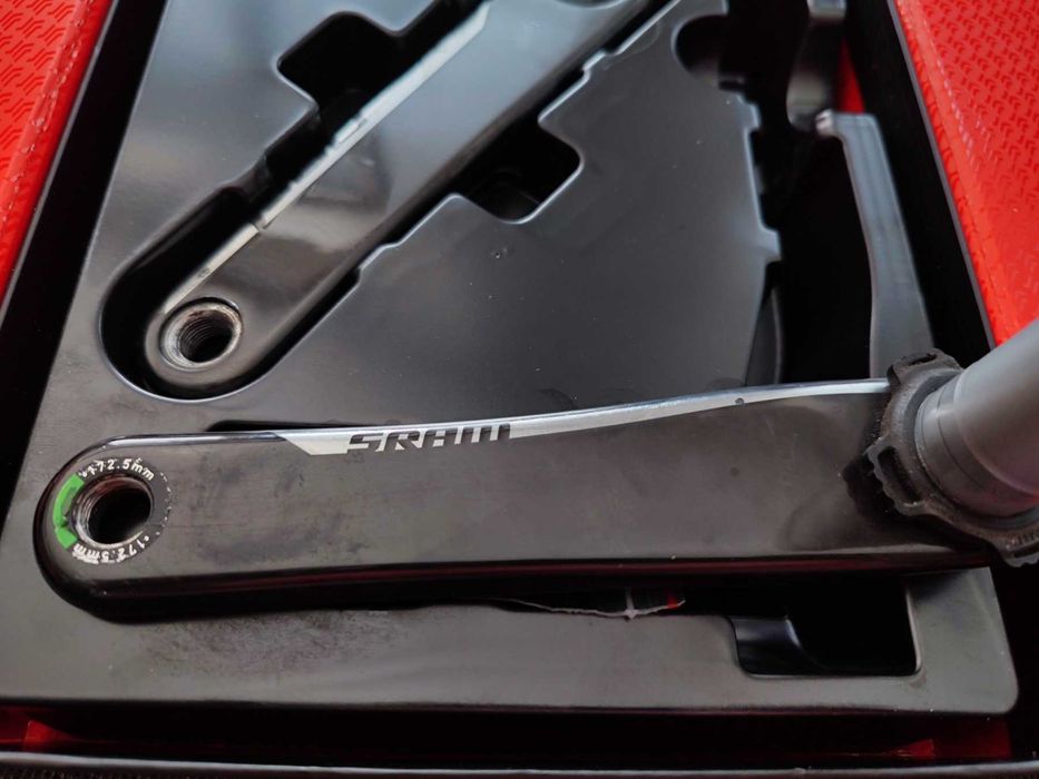 Карбонови Курбели SRAM RED eTap AXS DUB 172.5мм