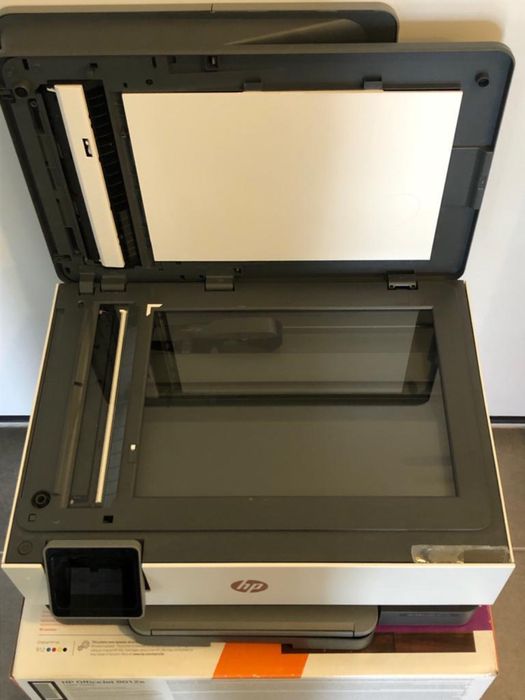 Imprimantă HP OfficeJet 8012e, ca nouă, in ambalaj original