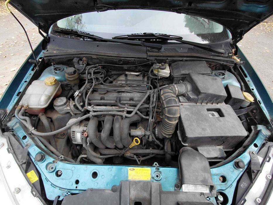 Ford Focus 2001, 1.6 L, benzina
