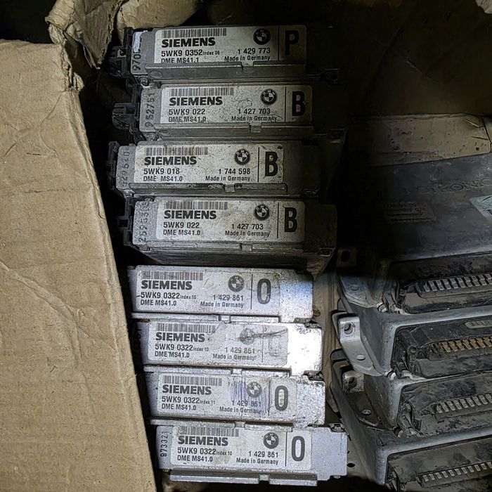 Процессор ЭБУ на BMW.  Siemens