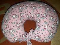 Vând Perna de Alăptat Marianne's Goodies imprimeu roz și Bufnite