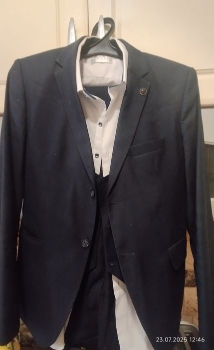 Школьная форма в хорошем состоянии