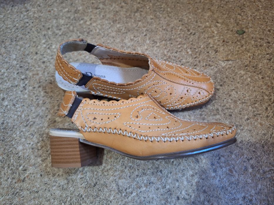 Saboți noi piele naturala Prima Donna