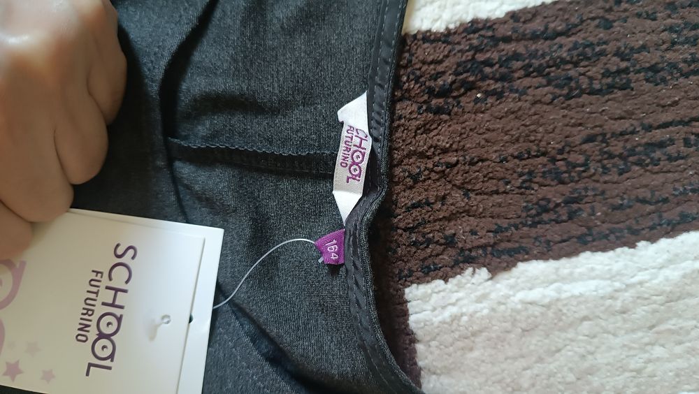 Новое платье на девочку в школу