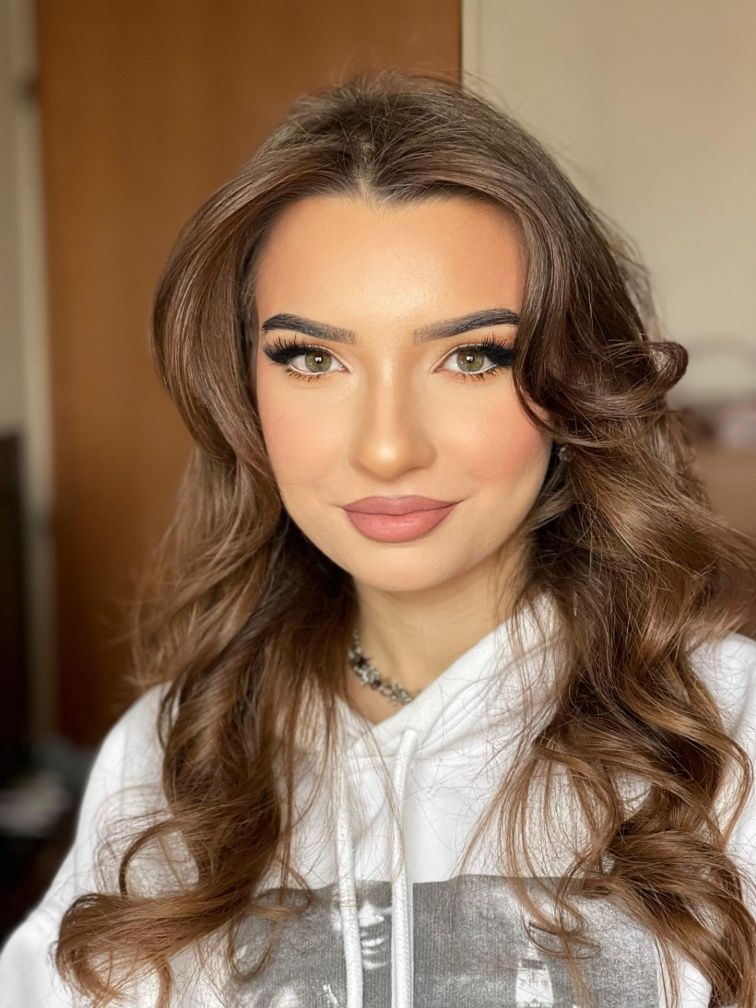 Servicii de make-up/machiaj profesional cu deplasare la domiciliu