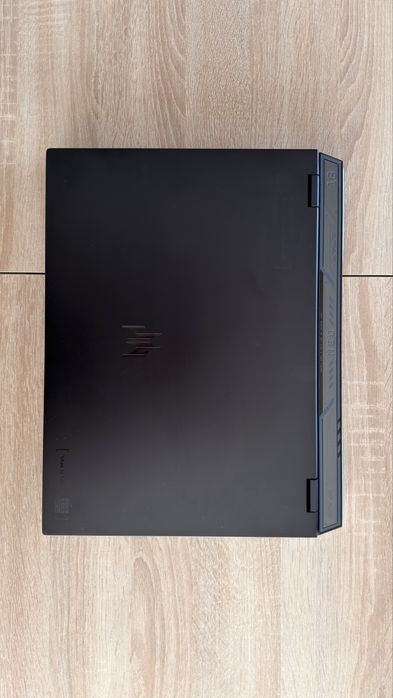 Acer Predator Helios (Predator PHN18-71)