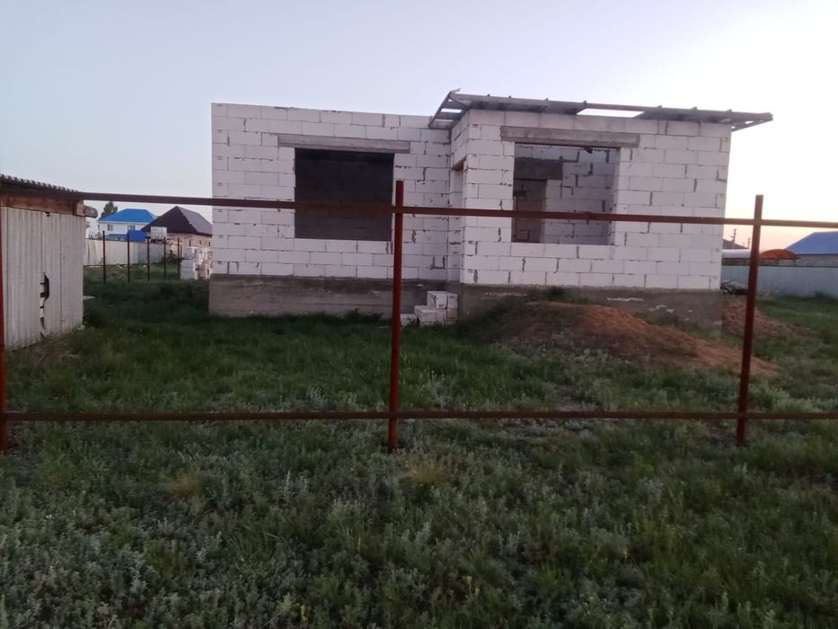 Срочно продам дом недостроенный в Рауане