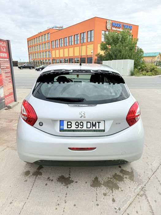 Vand Peugeot 208 sport