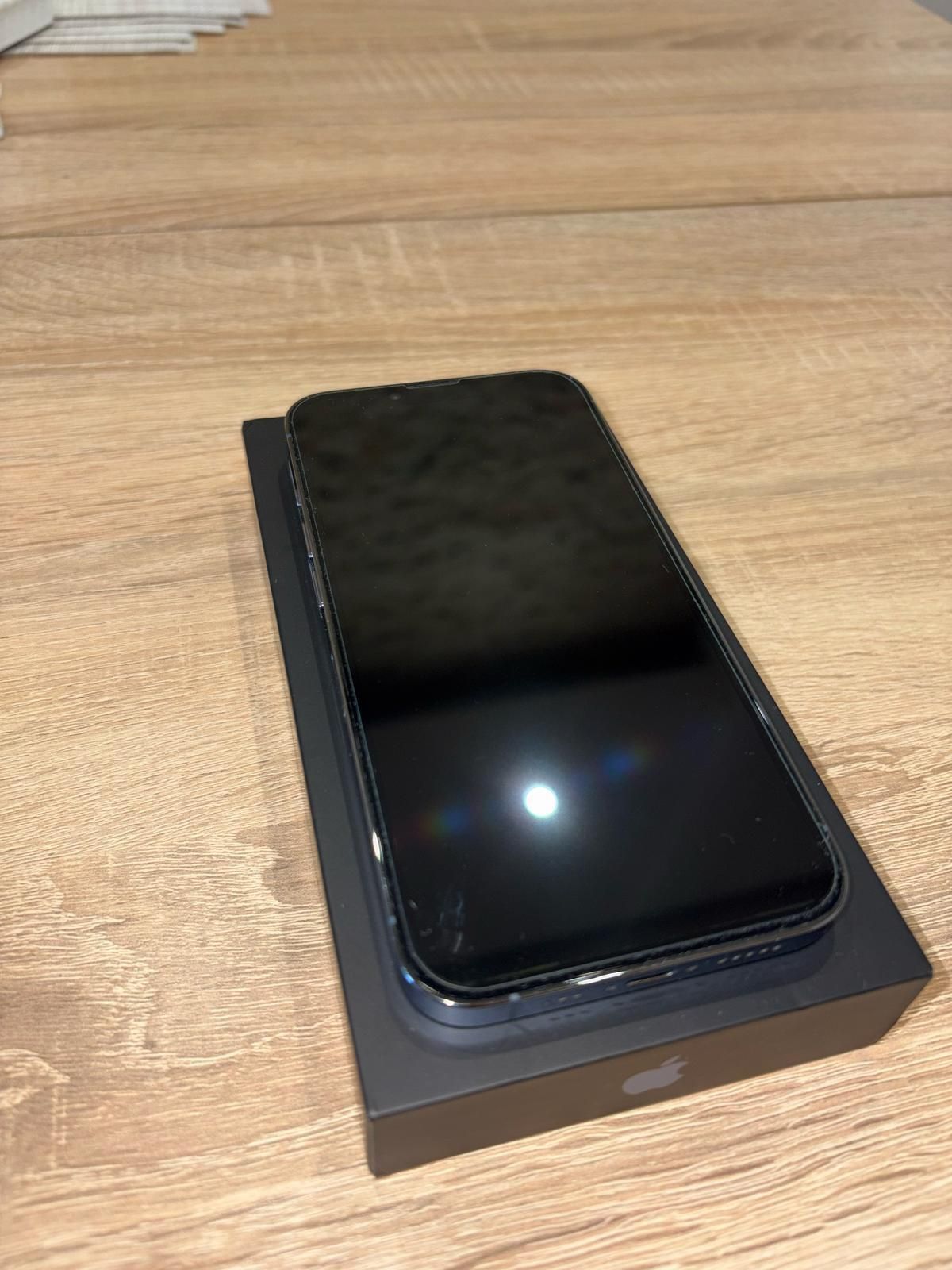 Продава се отличен iPhone 13 Pro