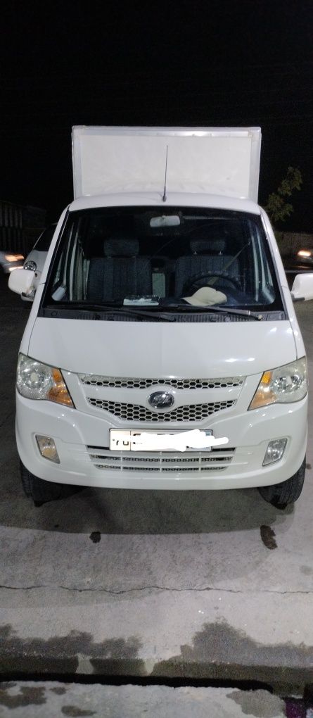 Lifan dubil kabina sotiladi