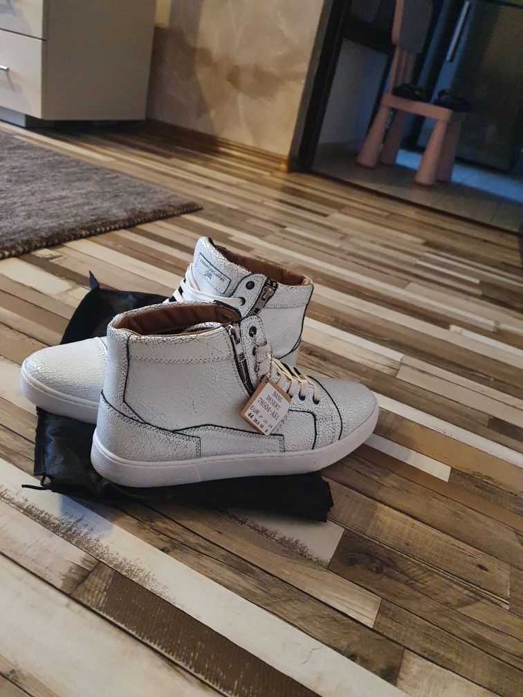 Sneakers bărbat din piele albi măsura 44