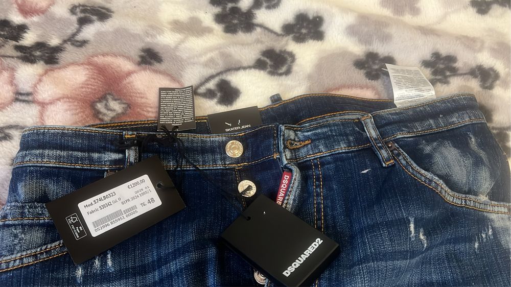 Vand Blugi DSQUARED2