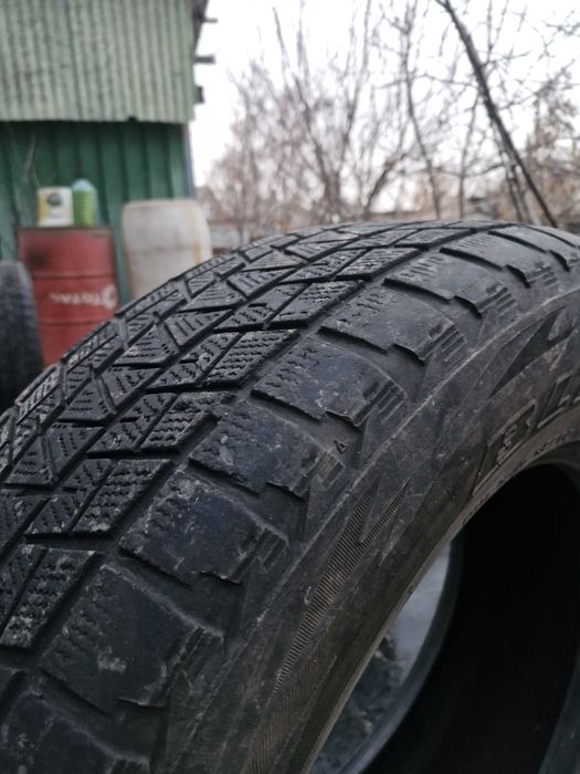 Зимние шины Bridgestone blizzak dm-v1 r18