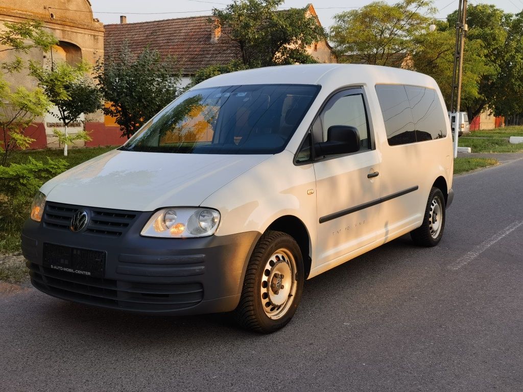 VW Caddy Maxi Lung 7 Locuri