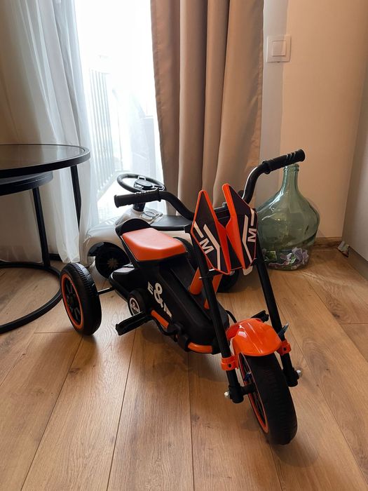 Tricicleta Kinderauto G301