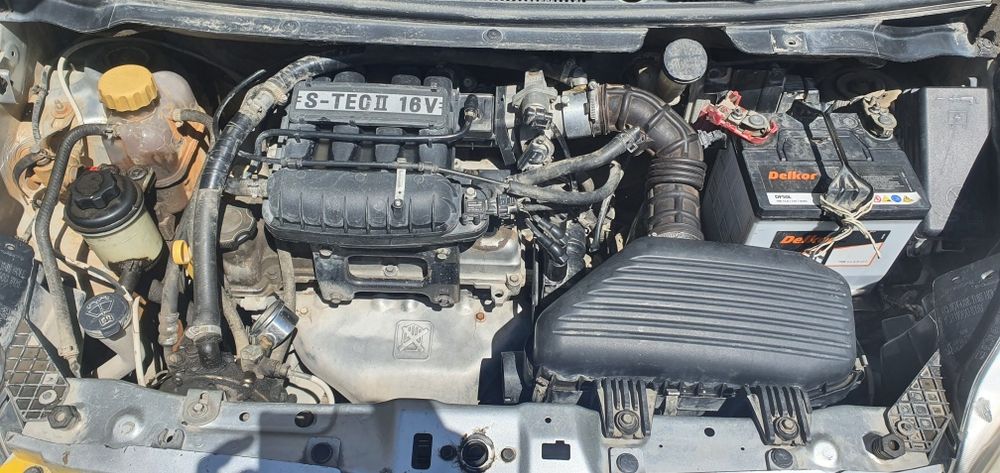 Спарк 2011 срочно сотилади