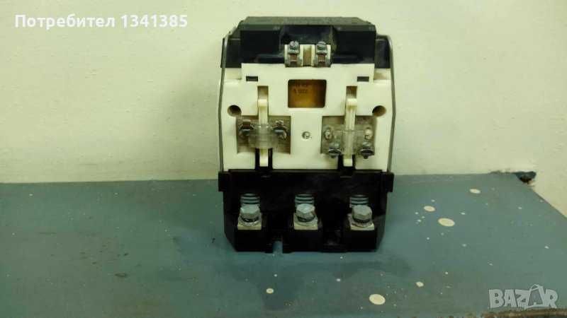 Контактор V100E бобина 220V- НОВ