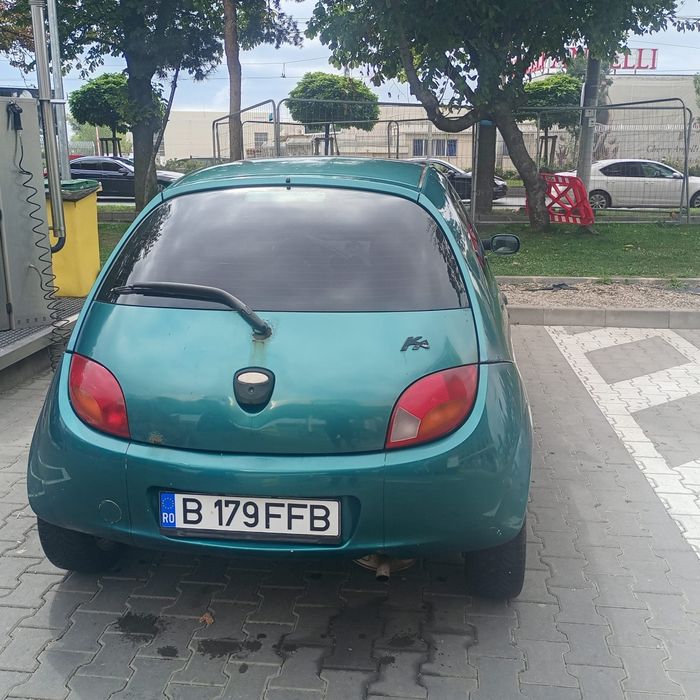 Vând auto Ford ka