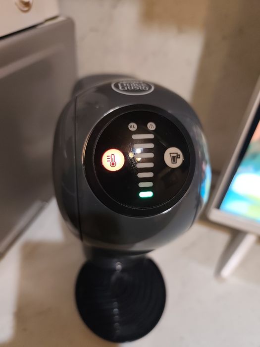 Продавам Кафемашина Долче Густо