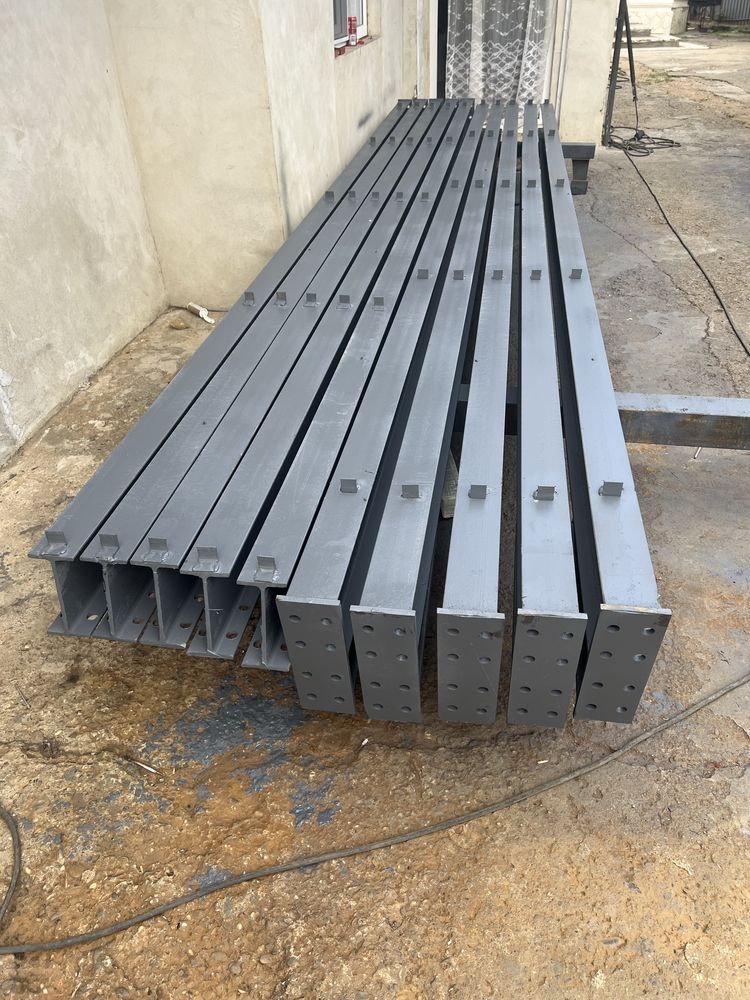 Vând hală structură metalică  8x25x4 (200mp) pret 3100 euro