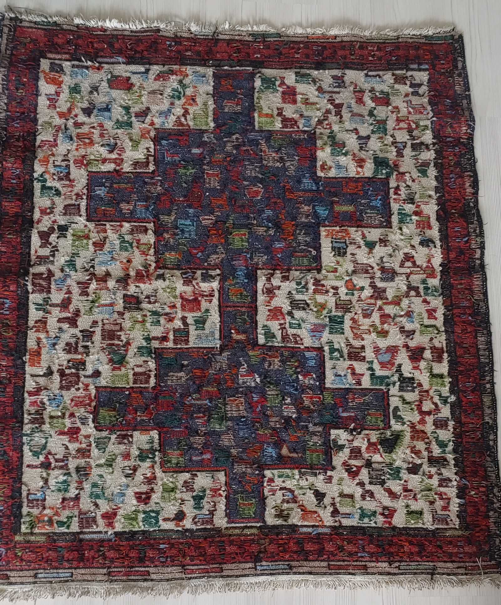 Персийски килим от вълна