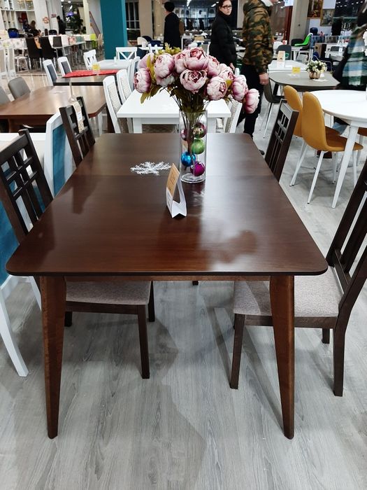 Продам раздвижной кухонный стол, размер 85×140/180 см