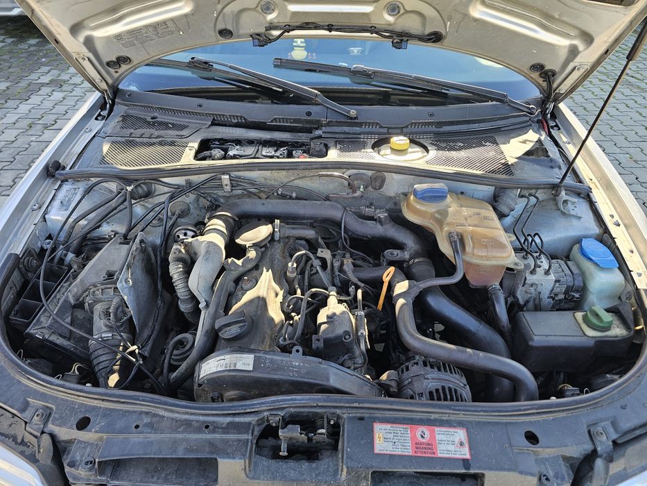 Vând Audi A4 B5 .