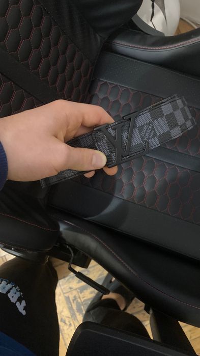 Колан Louis Vuitton