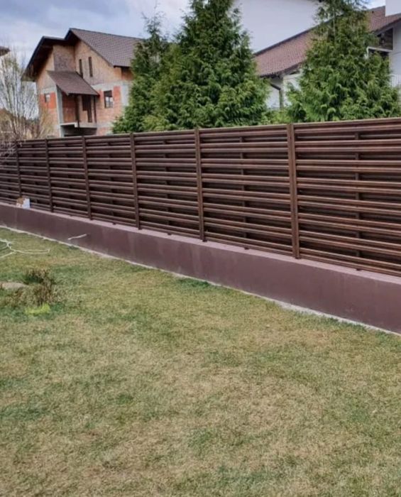 Executăm garduri și porți la comanda clientului