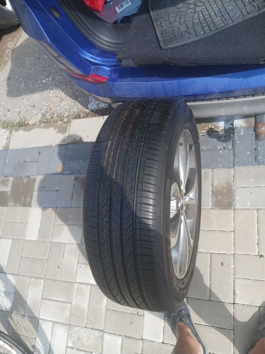 Vand 1 bucată anvelopă  235/55/r19  101H  M+S   NEXEN   dot 2017