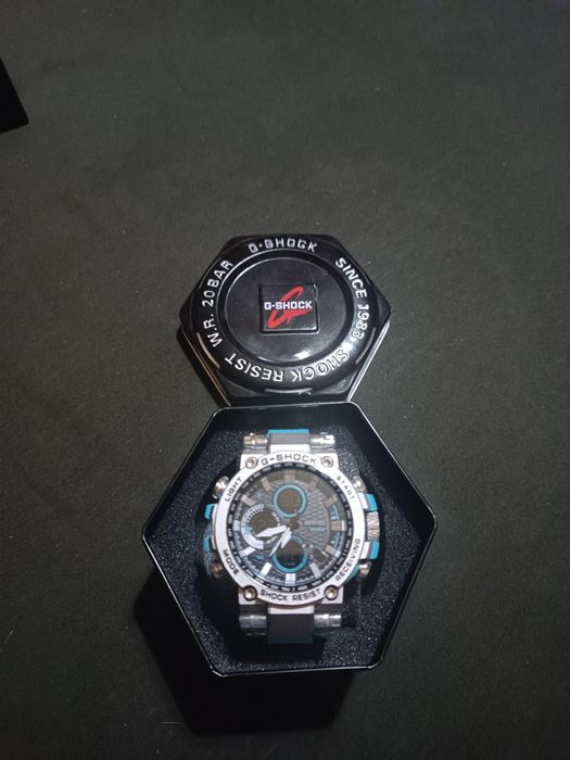 Часовник Casio G-Shock MT-G
