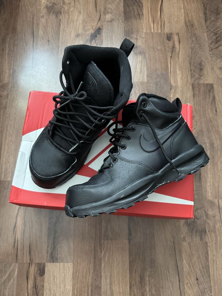 Кецове Nike Manoa UK6 EUR40