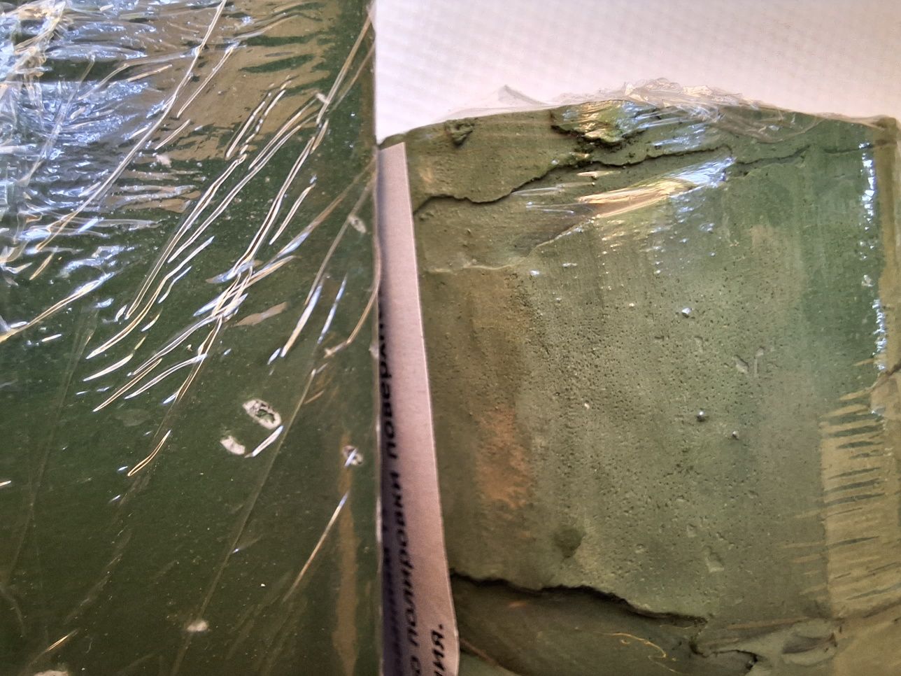 ГОИ паста хромоксид зелена за полиране и шлайфане фина и средна.
