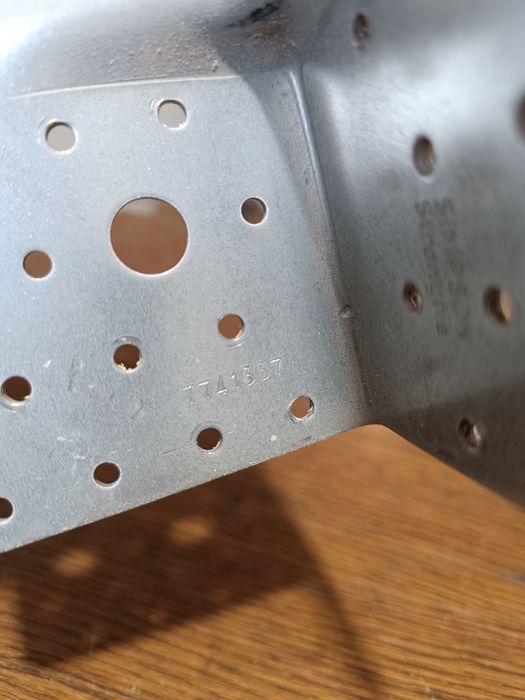 Colțar Zincat perforat 255 mm TimberFrame