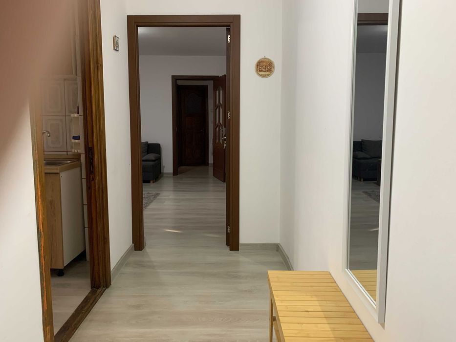 Închiriez apartament cu 2 camere parter, zona Pod, Râmnicu Sărat