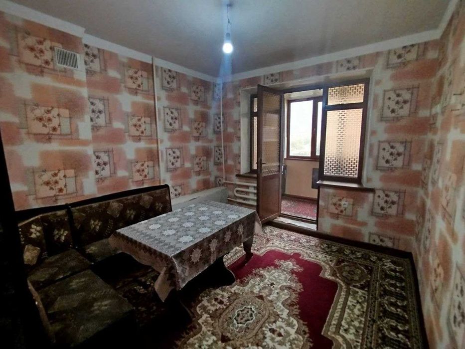 Югославский проект 2х комнатная квартира на 4-этаж 5-этажном ул,Самкоч