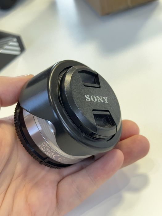 Обектив Sony E 16mm f/2.8 (Pancake) Autofocus