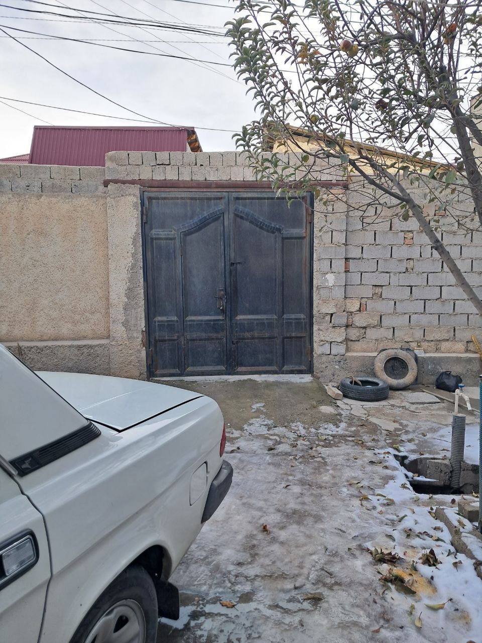 Шахарда ховли сотилади